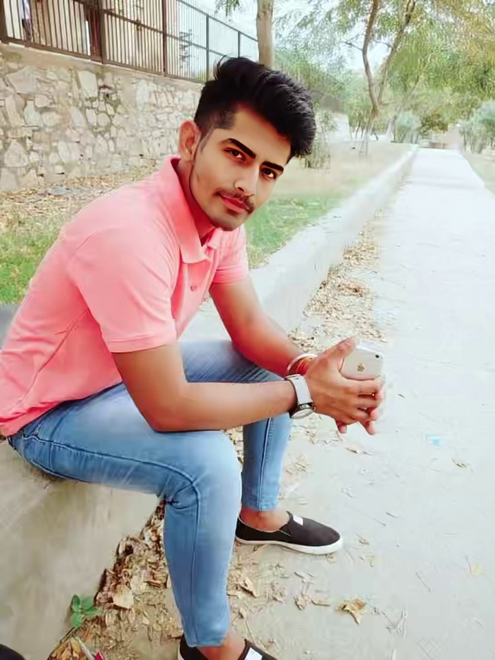 ​​Gender Switcher​​ image