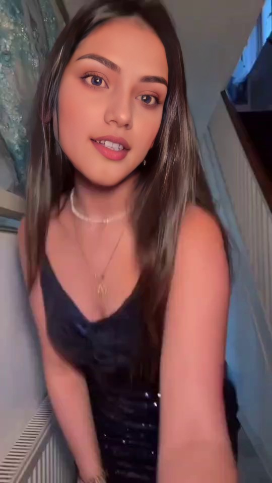 ​​Party Beauty​​ image