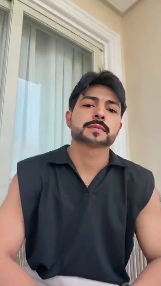 ​​Sunshine Hunk​​ image