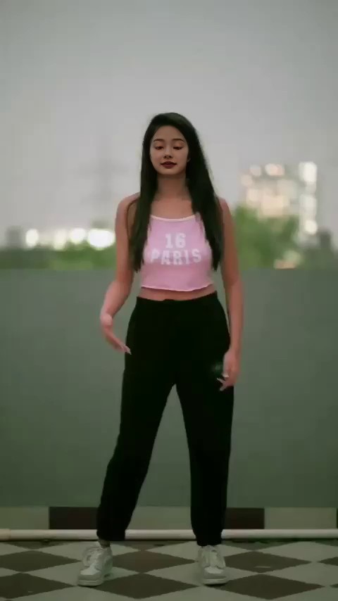 ​​Bubbly Girl​​ image