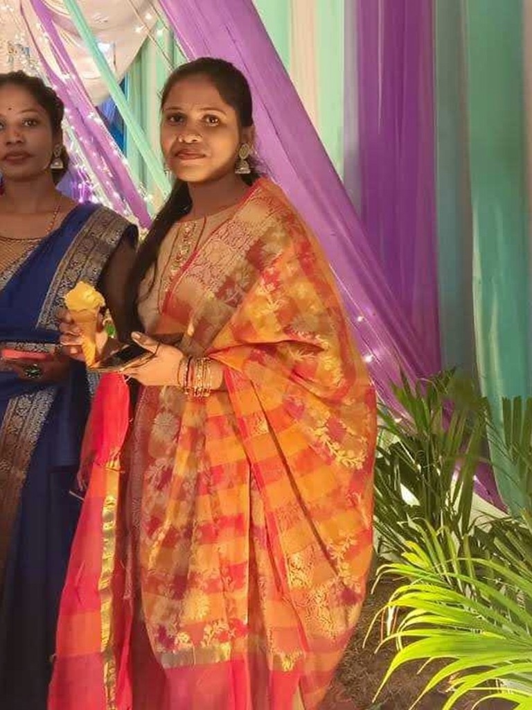 To Suno Na lo meri gand chat lo ya gar maar lo image