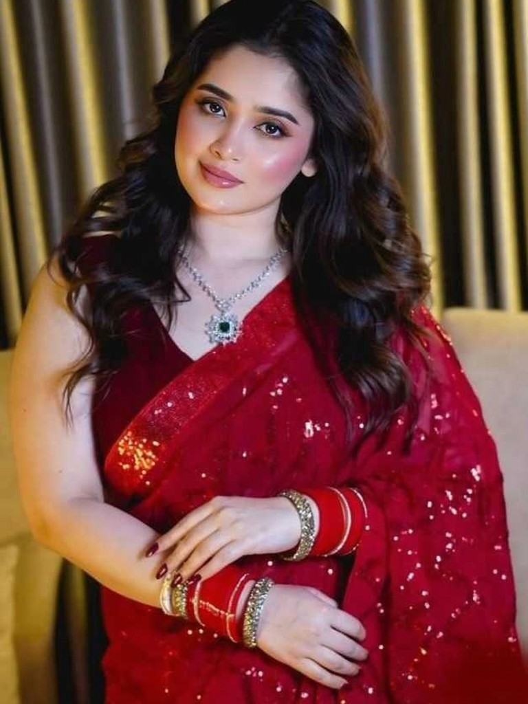 Sexy Office Lady Transformation image