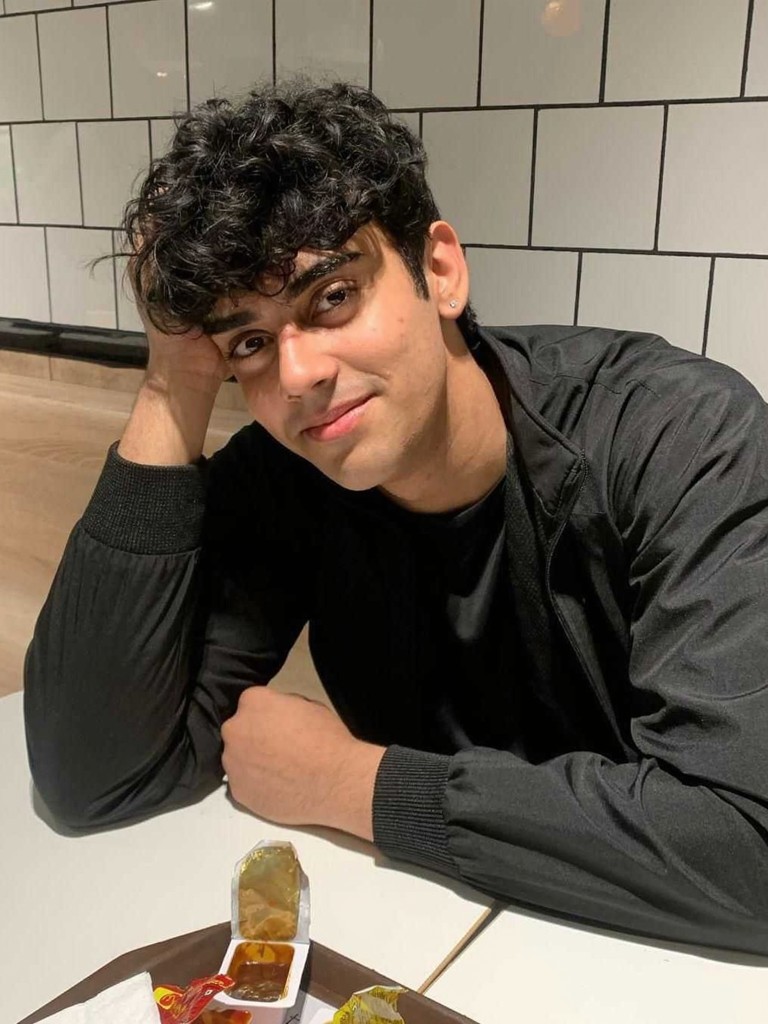 Instant Office Look image