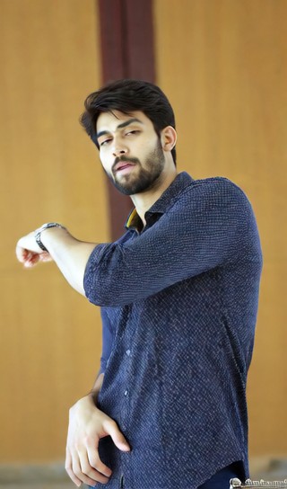 Make Man's Photos Dance to TikTok Dances - Pop Style - 03 image