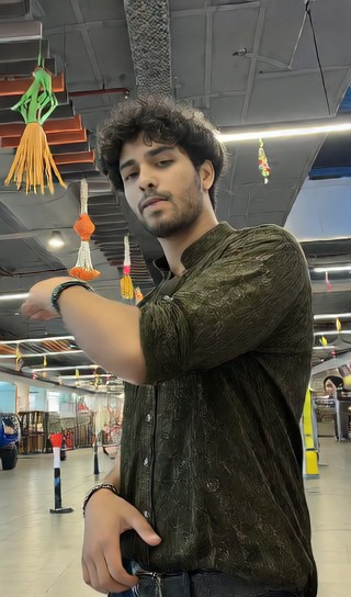 Make Man's Photos Dance to TikTok Dances - Pop Style - 04 image