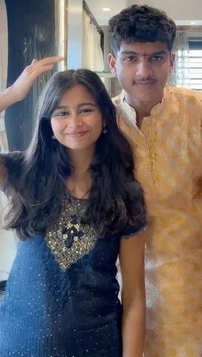 Turn around and dress up-Couple image