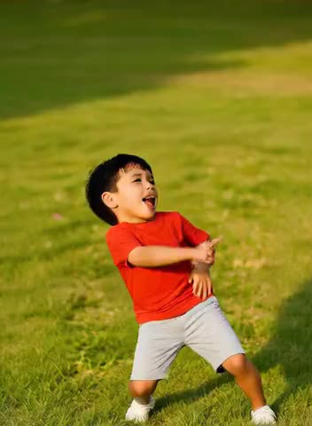  cute Baby takeoff dance image