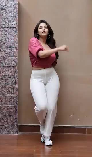 Hot Top Hip Dance image