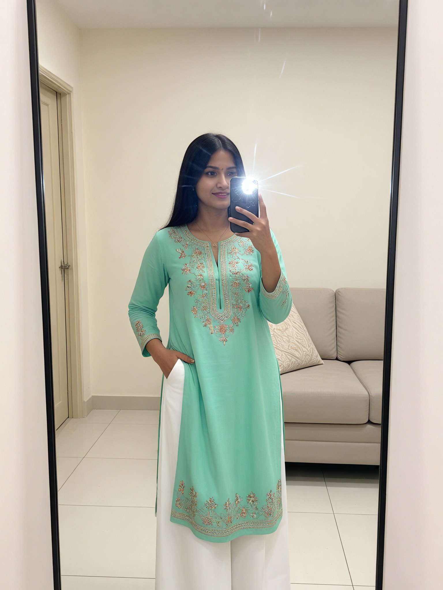 Mint Palazzo Selfie image